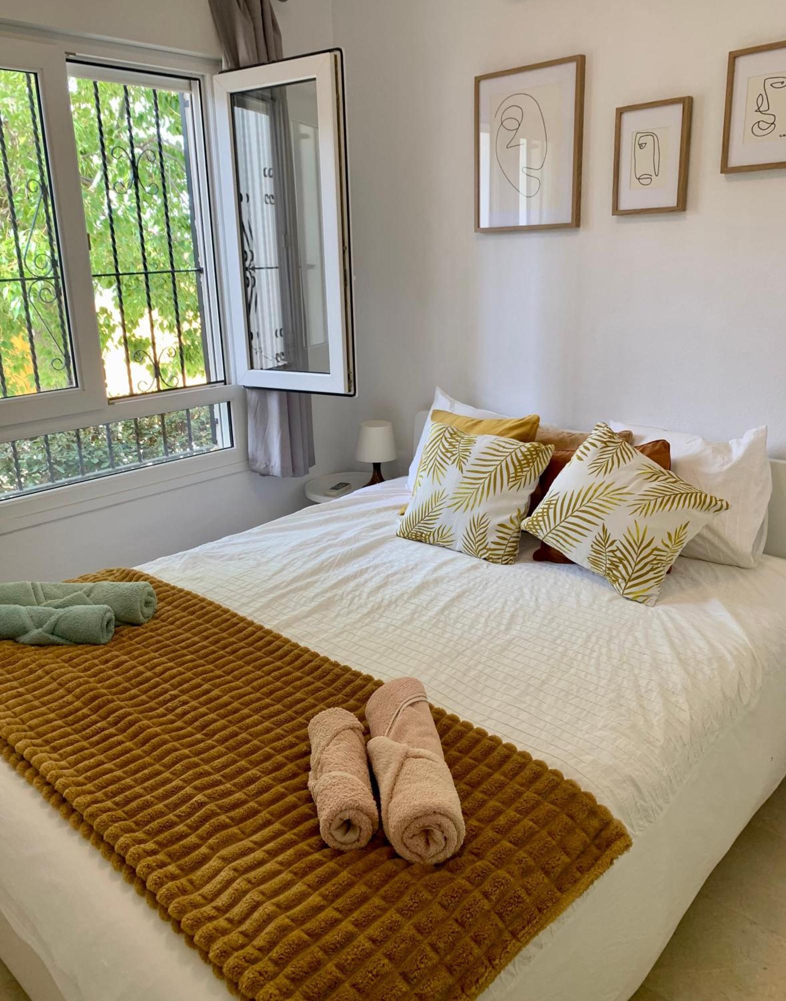 Casa Leone In Het Hart Van Villamartin 外观 照片